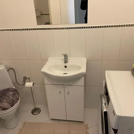 Brand New Close To Metro Palmovka Praha